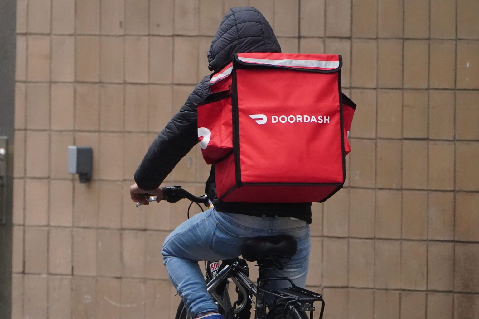 DoorDash Food Delivery: Why It Has Become a Go-To Choice for Busy Days DoorDash Food Delivery
